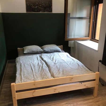 Walbrzych Blisko Teatru Apartment Luaran gambar