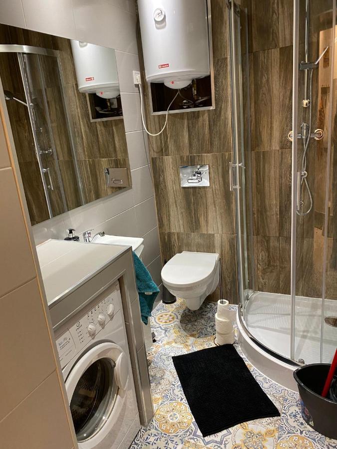 Walbrzych Blisko Teatru Apartment Luaran gambar