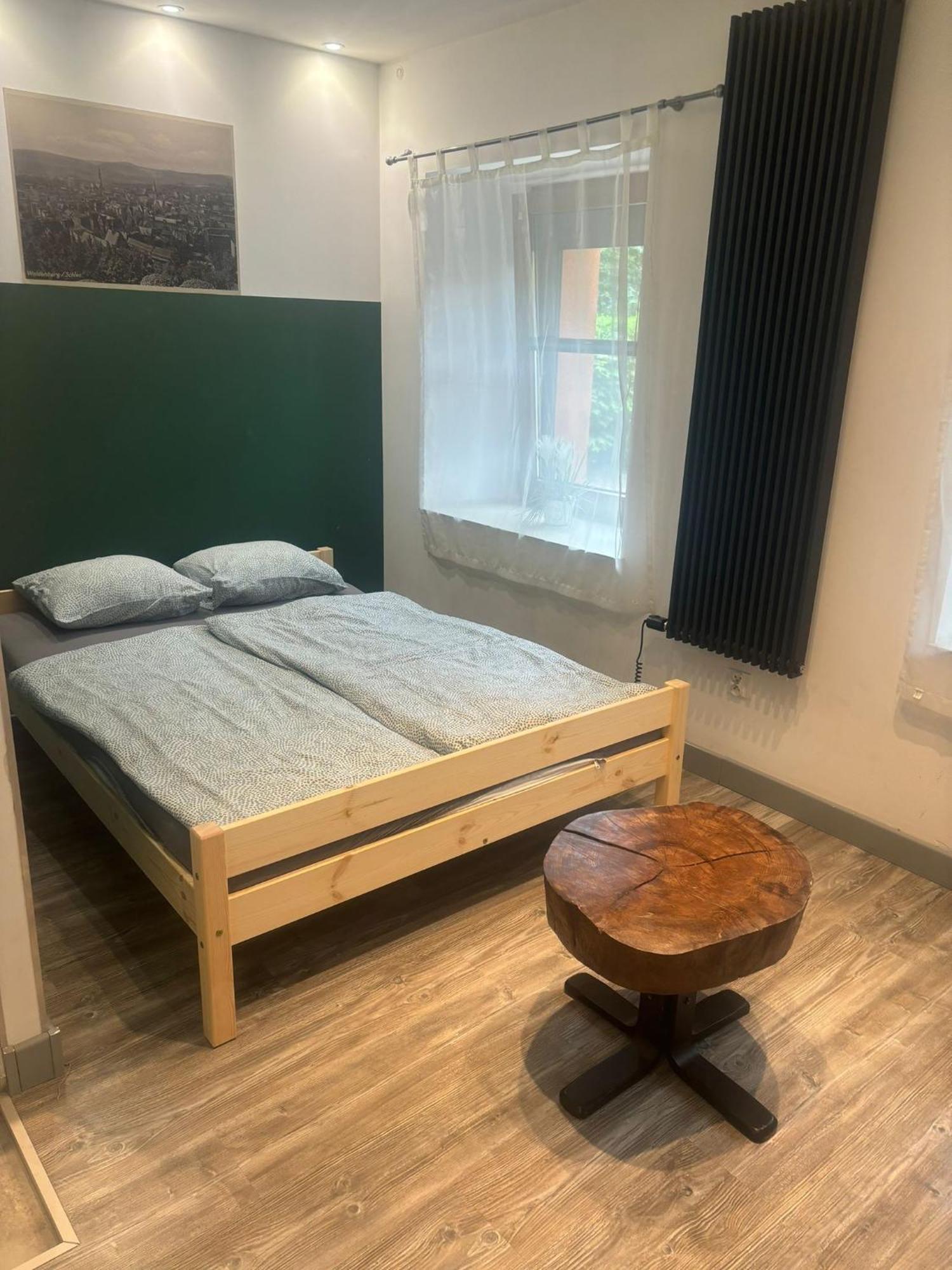 Walbrzych Blisko Teatru Apartment Luaran gambar